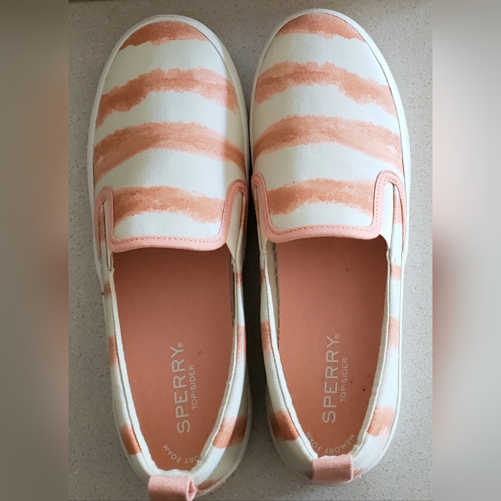 Women's 7.5 Sperry TG Crest Peach Tie Dye SlipOn Sneakers Nautical Ship Platform